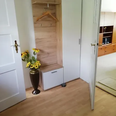 Kleines Haus Mit Geschichte * Neukirchen (Erzgebirgskreis)