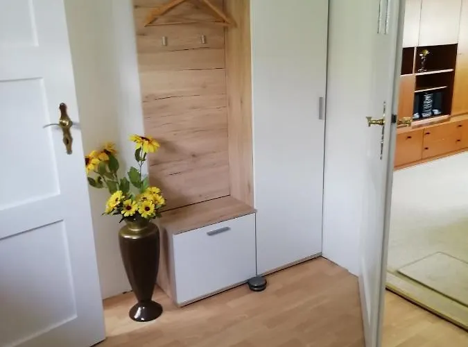 Kleines Haus Mit Geschichte * Neukirchen (Erzgebirgskreis)